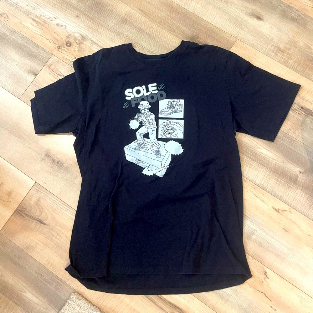 Nike Sole Food Graphic Tee in black,  XL